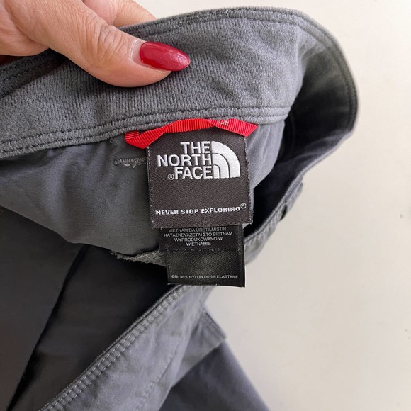 The North Face (40 40x32) Nylon Stretch Convertible Pants Zip Off - Picture 8 of 12